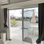 260 M To Beach, Sea&sunset View Terrasa Διαμέρισμα *